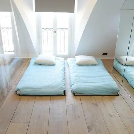 Opera Lieu Unique Apartment